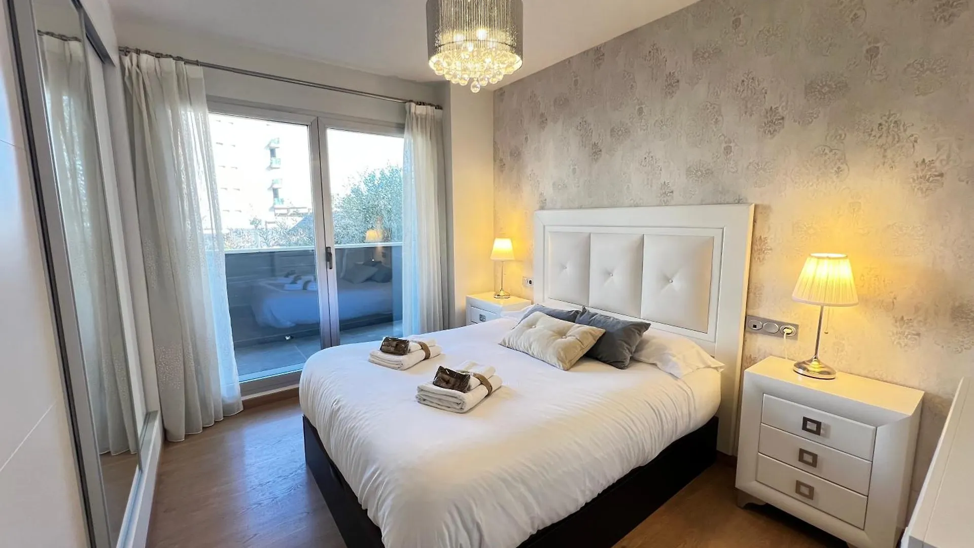 Pushe Alhendin Shopping & Culture Apartment Spain