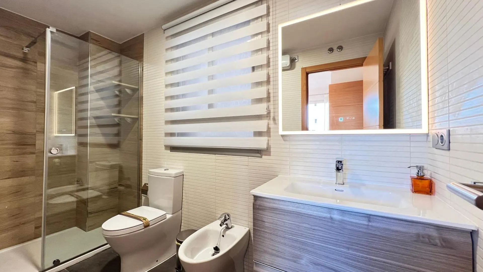 Pushe Alhendin Shopping & Culture Apartment Spain